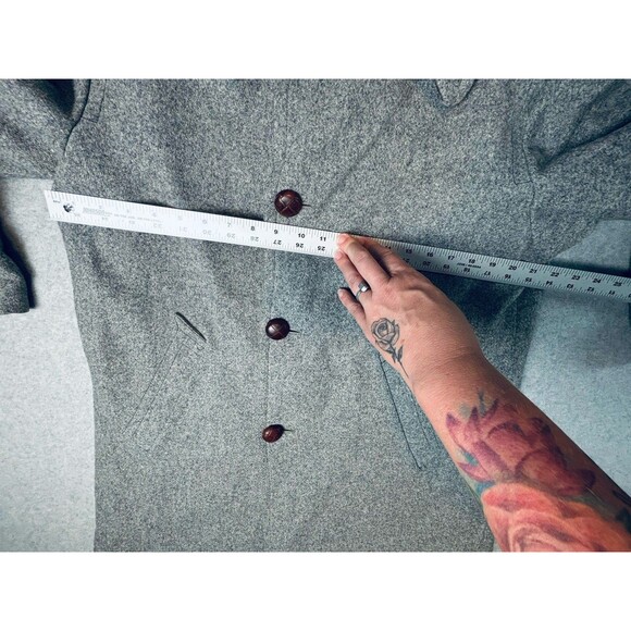 Zero King Men’s Gray Wool Dress Coat Jacket Size 40 - Vintage Wood Buttons Lined - Picture 13 of 14